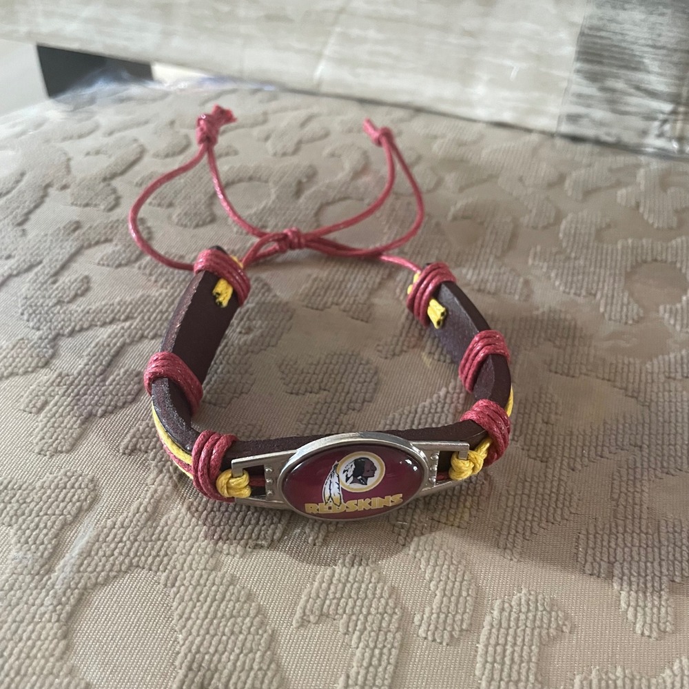 Washington Redskins NFL Vintage Leather Wrap Bracelet Burgundy Gold Adjustable